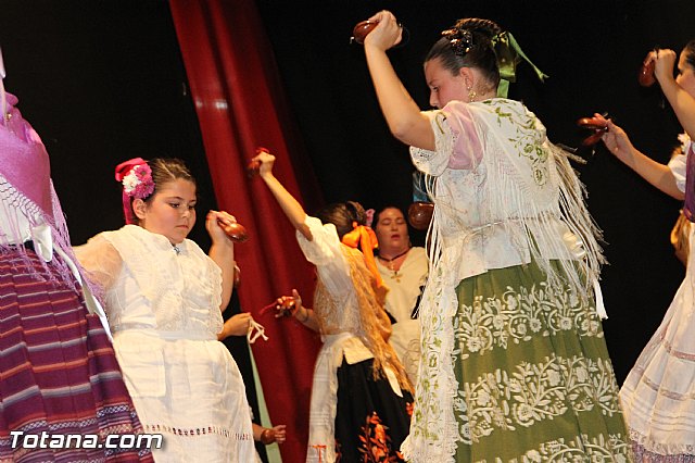 VI Festival Folklrico Infantil Coros y Danzas 
