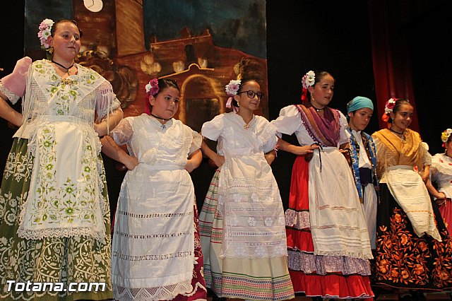 VI Festival Folklrico Infantil Coros y Danzas 