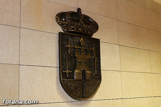 Reconocimiento a los empleados pblicos jubilados en esta legislatura - 1