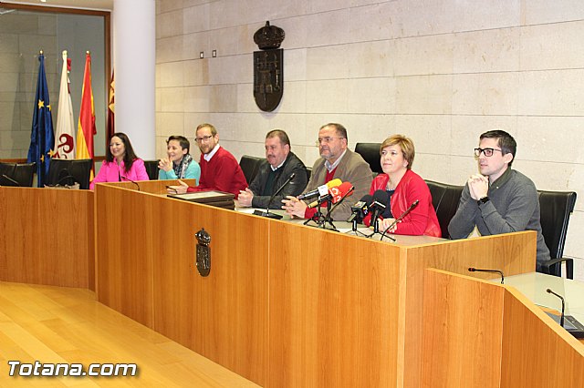 Reconocimiento a los empleados pblicos jubilados en esta legislatura - 5