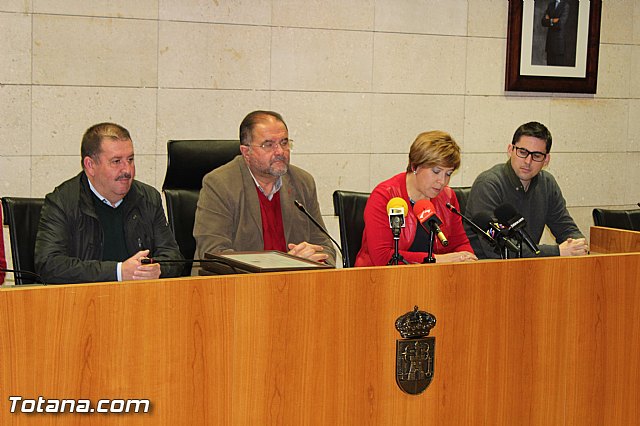 Reconocimiento a los empleados pblicos jubilados en esta legislatura - 21