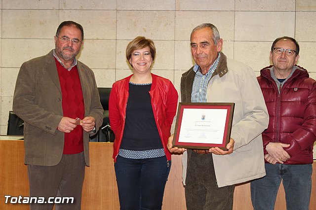 Reconocimiento a los empleados pblicos jubilados en esta legislatura - 26