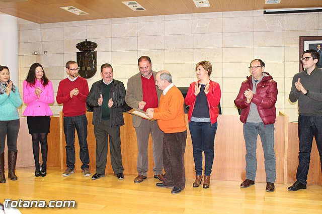 Reconocimiento a los empleados pblicos jubilados en esta legislatura - 35