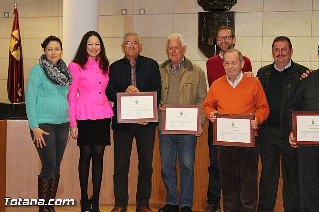 Reconocimiento a los empleados pblicos jubilados en esta legislatura - 37