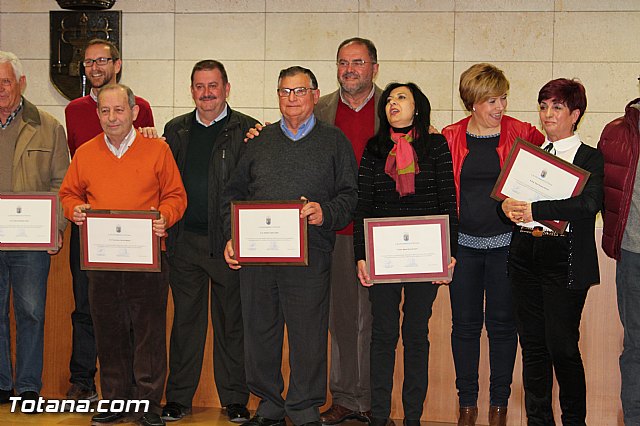 Reconocimiento a los empleados pblicos jubilados en esta legislatura - 38