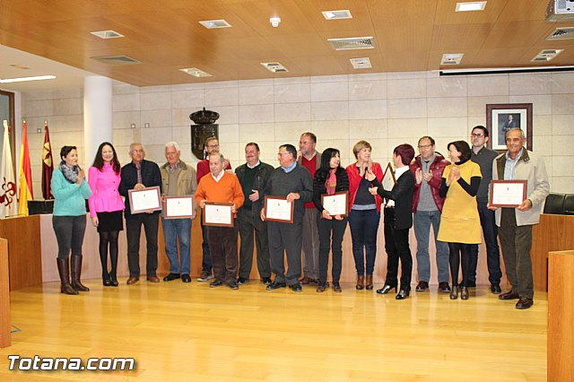 Reconocimiento a los empleados pblicos jubilados en esta legislatura - 40