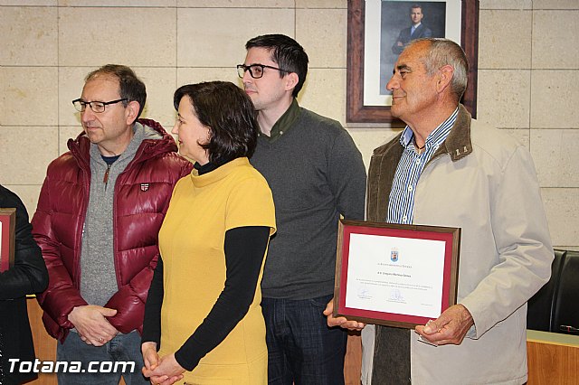 Reconocimiento a los empleados pblicos jubilados en esta legislatura - 42