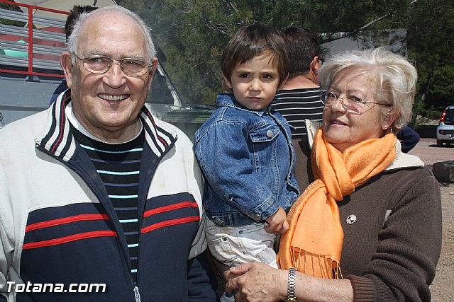 Jornada de convivencia en La Santa. Hermandades y Cofradas. 15/04/2012 - 6