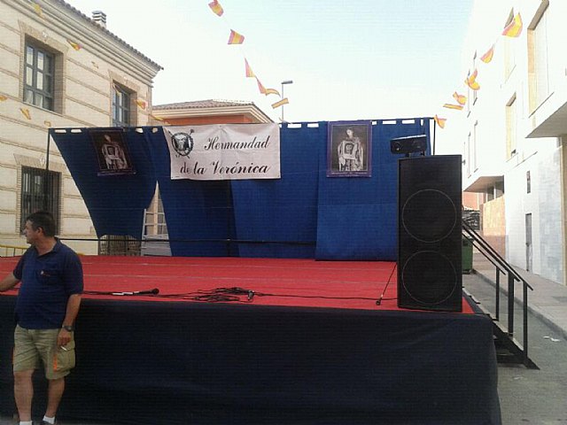 La Hermandad de La Vernica celebr la fiesta por su titular - 1