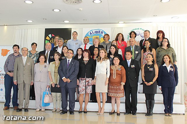 Su Alteza Real la Princesa de Asturias, Doa Letizia Ortiz, en Totana - 73