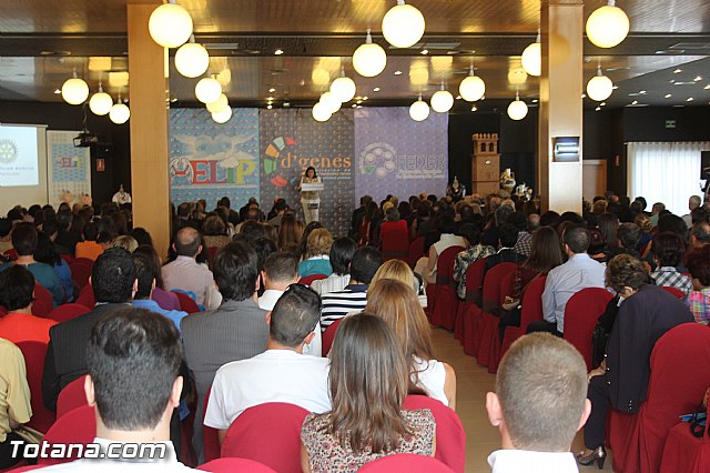 Su Alteza Real la Princesa de Asturias, Doa Letizia Ortiz, en Totana - 181