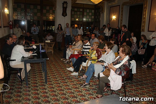 Presentacin del libro Msica para un nufrago, de Pedro Antonio Cano - 12