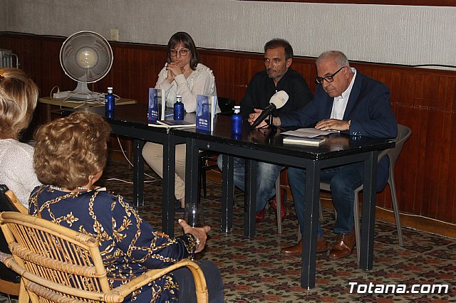 Presentacin del libro Msica para un nufrago, de Pedro Antonio Cano - 20