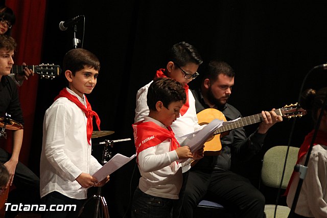 VIII Festival de Coros y Rondallas a beneficio de Lourdes - 86