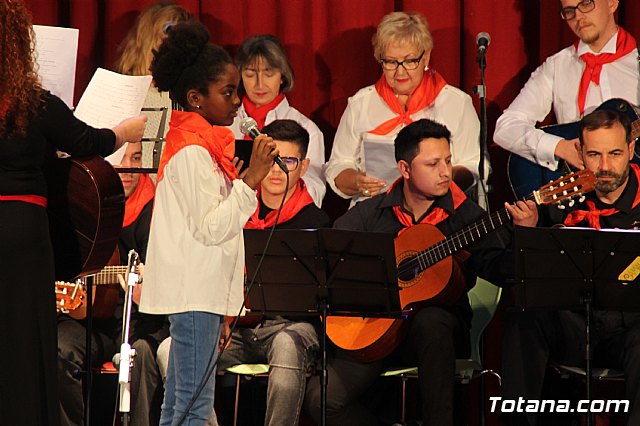 X Festival de Coros y Rondallas a beneficio de la Hospital de Lourdes de Totana - 37