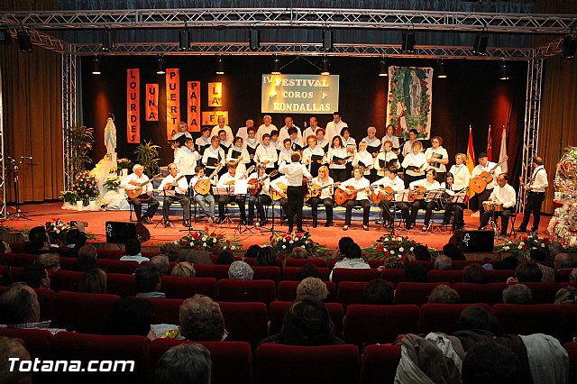 IV Festival de coros y Rondallas a beneficio de la Delegacin de Lourdes de Totana - 68