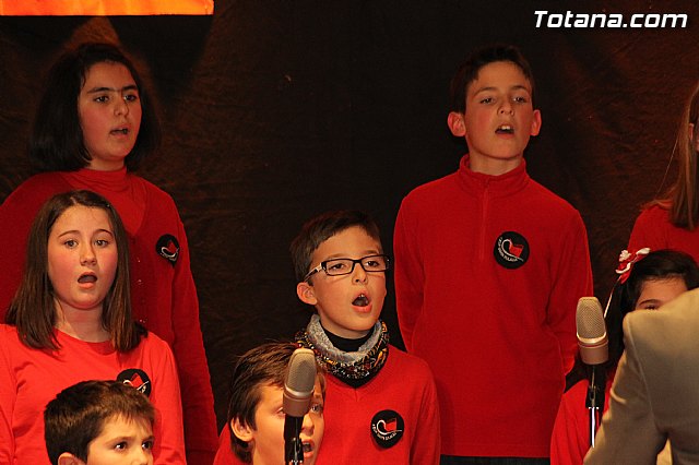 IV Festival de coros y Rondallas a beneficio de la Delegacin de Lourdes de Totana - 137