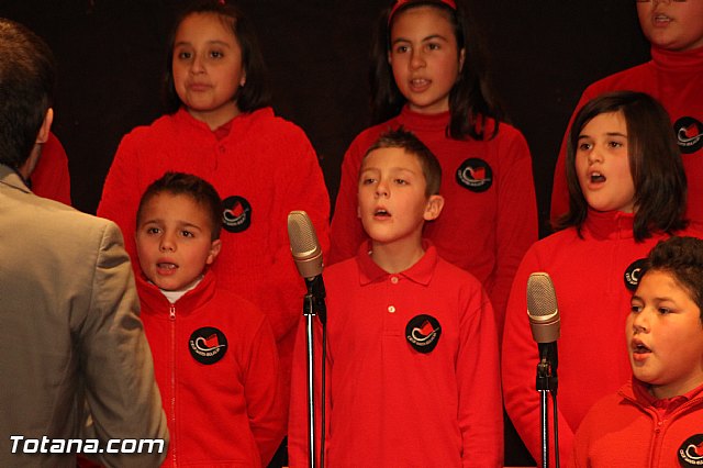 IV Festival de coros y Rondallas a beneficio de la Delegacin de Lourdes de Totana - 138