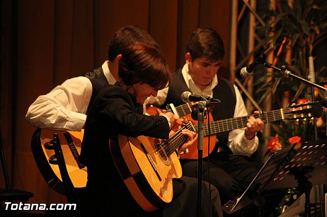 IV Festival de coros y Rondallas a beneficio de la Delegacin de Lourdes de Totana - 197