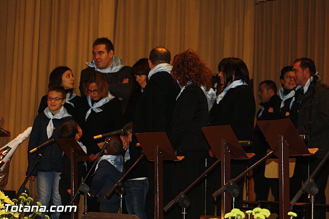 V festival de Coros y Rondallas a beneficio de la delegacin de 