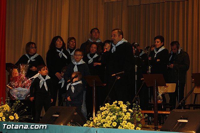 V festival de Coros y Rondallas a beneficio de la delegacin de 