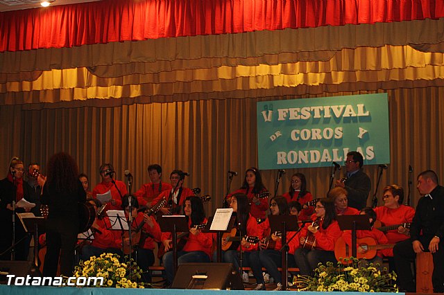 V festival de Coros y Rondallas a beneficio de la delegacin de 