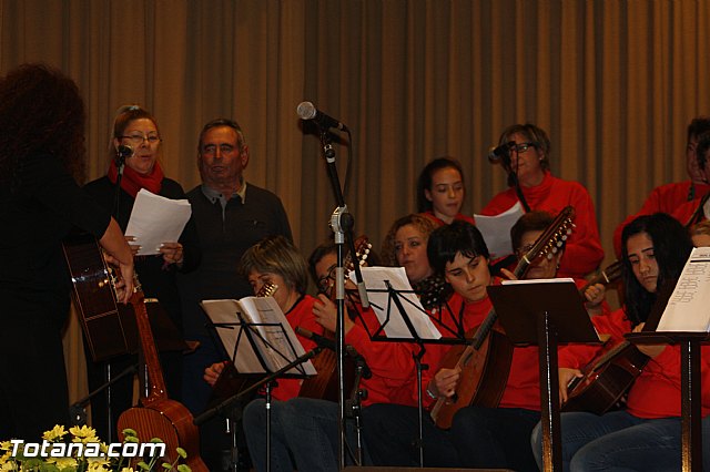 V festival de Coros y Rondallas a beneficio de la delegacin de 