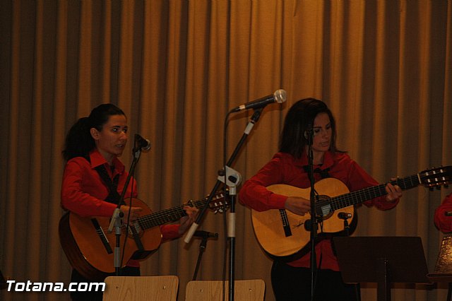 V festival de Coros y Rondallas a beneficio de la delegacin de 