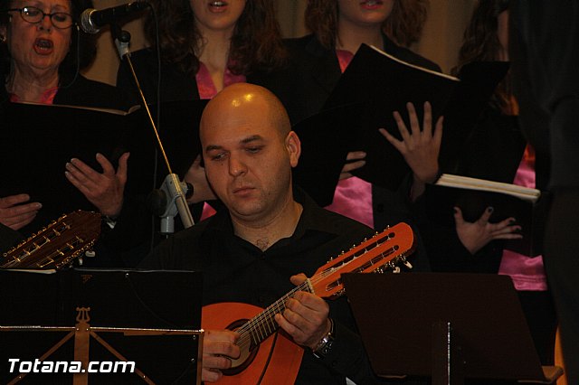 V festival de Coros y Rondallas a beneficio de la delegacin de 