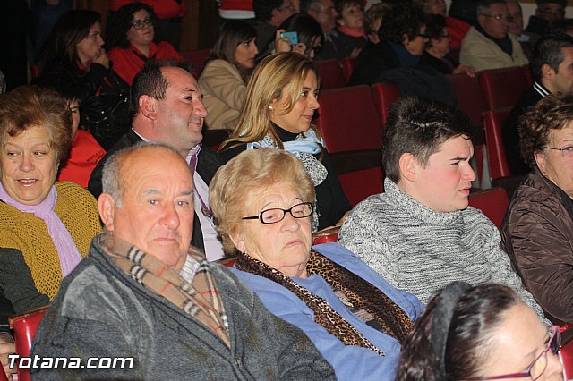 V festival de Coros y Rondallas a beneficio de la delegacin de 