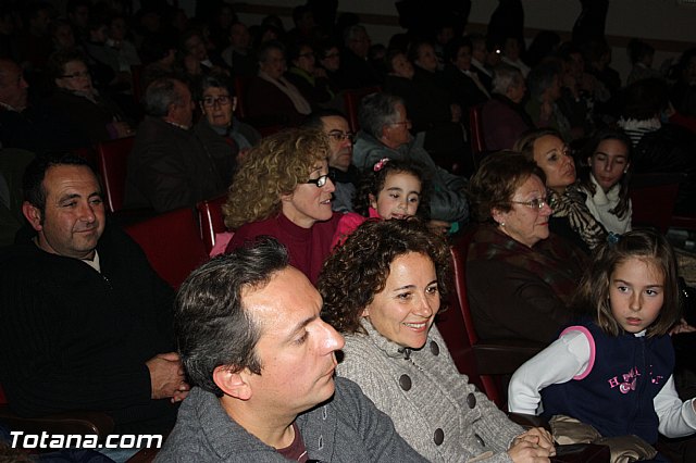 V festival de Coros y Rondallas a beneficio de la delegacin de 