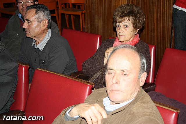 V festival de Coros y Rondallas a beneficio de la delegacin de 