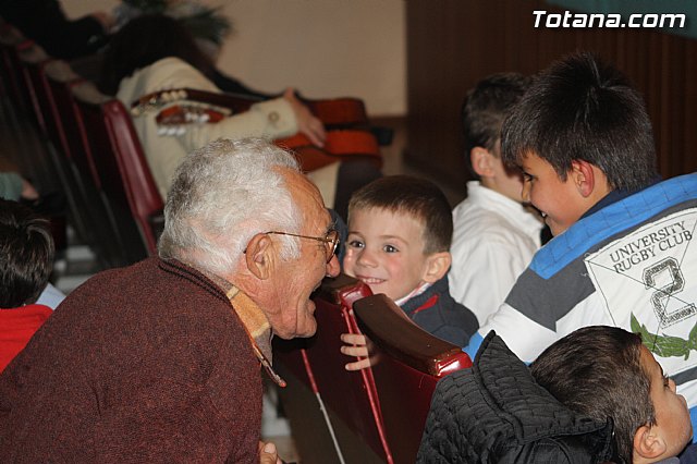 V festival de Coros y Rondallas a beneficio de la delegacin de 