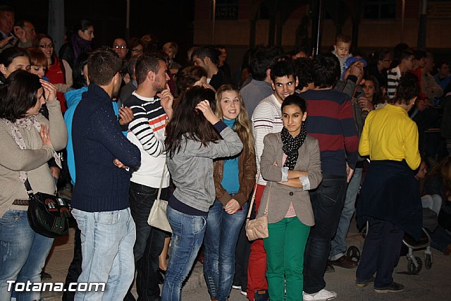 Traslado de pasos. Noche del Lunes Santo 2012 - 284