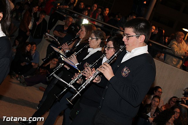 Traslado de pasos. Noche del Lunes Santo 2015 - 359