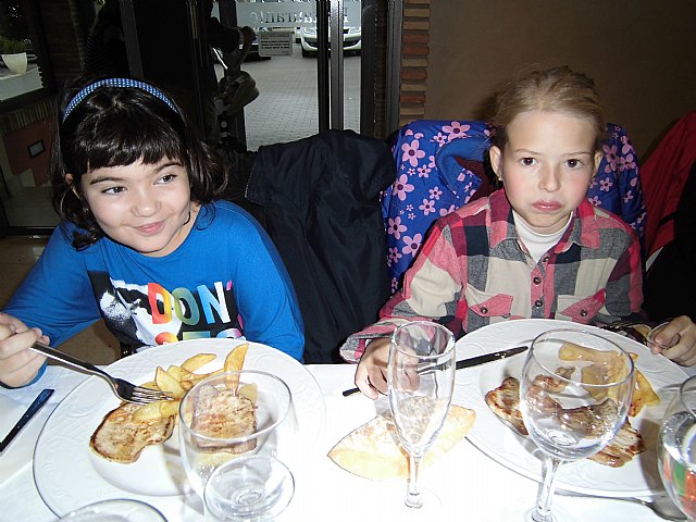 Comida de convivencia. Hermandad de Santa Mara Magdalena - 95