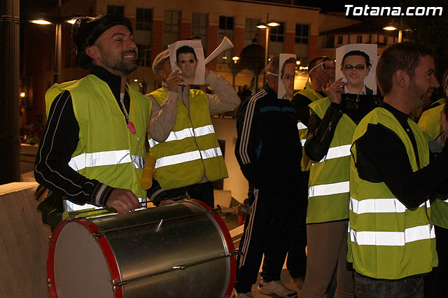 Manifestacin de la Polica Local frente al Consejero de Presidencia y autoridades municipales (Mircoles Santo) - 21