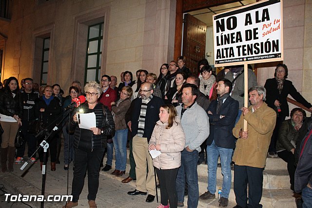 Concentracin contra la lnea de alta tensin - 84