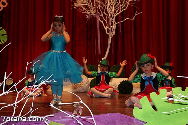 Festival Escuela de Danza Mari Loli 2015 - 49