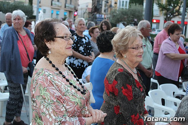 Coronacin de la reina y damas de honor Centro Municipal de Personas Mayores 2019 - 19