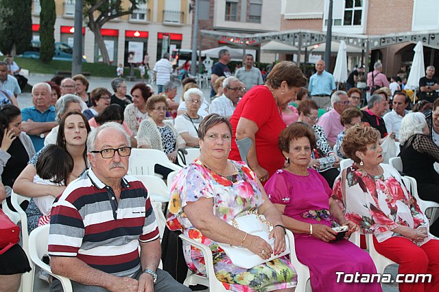 Coronacin de la reina y damas de honor Centro Municipal de Personas Mayores 2019 - 21