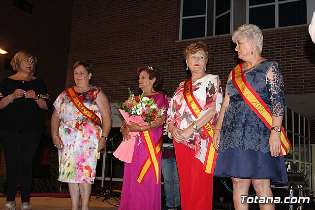 Coronacin de la reina y damas de honor Centro Municipal de Personas Mayores 2019 - 45