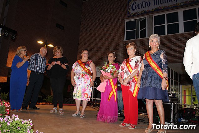 Coronacin de la reina y damas de honor Centro Municipal de Personas Mayores 2019 - 46