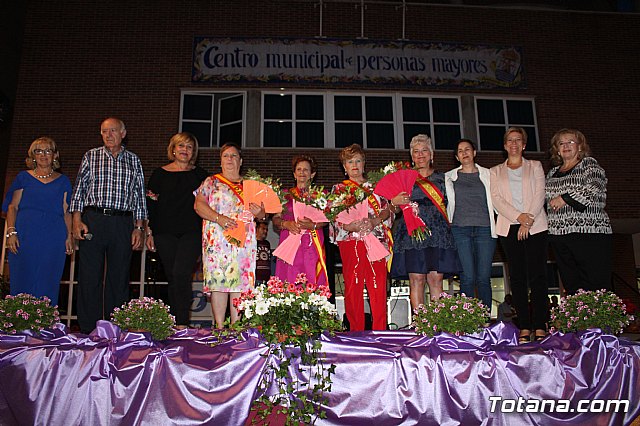 Coronacin de la reina y damas de honor Centro Municipal de Personas Mayores 2019 - 49