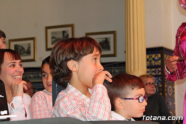 Ella finalmente dijo 