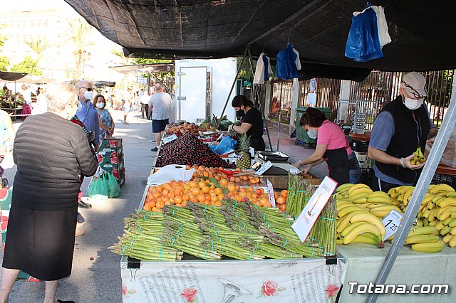 Se retoma el Mercadillo Semanal - 31
