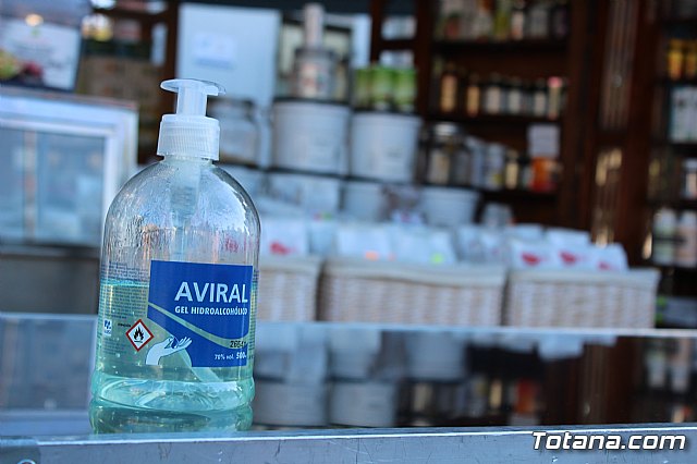 Se retoma el Mercadillo Semanal - 36