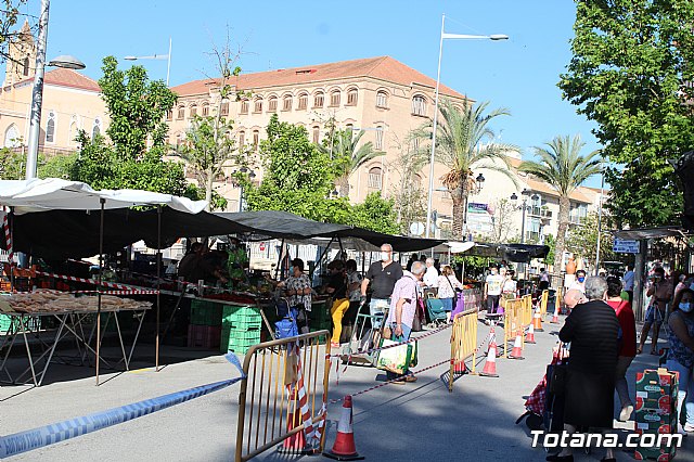 Se retoma el Mercadillo Semanal - 37