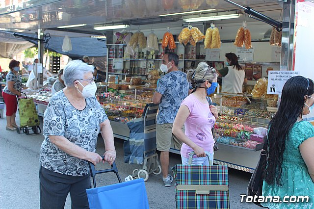 Se retoma el Mercadillo Semanal - 41