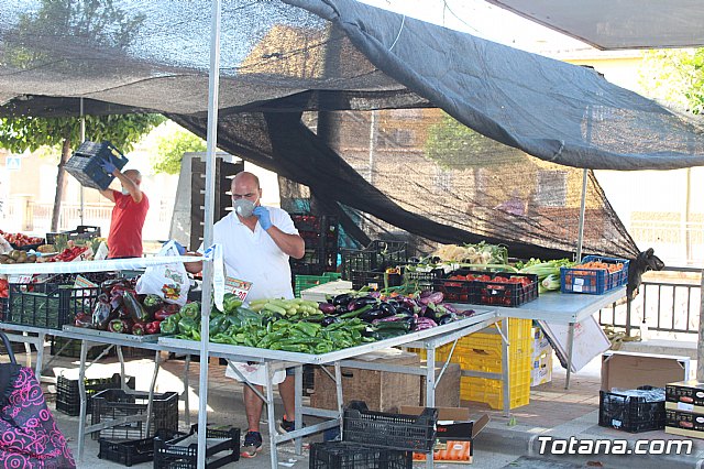 Se retoma el Mercadillo Semanal - 46
